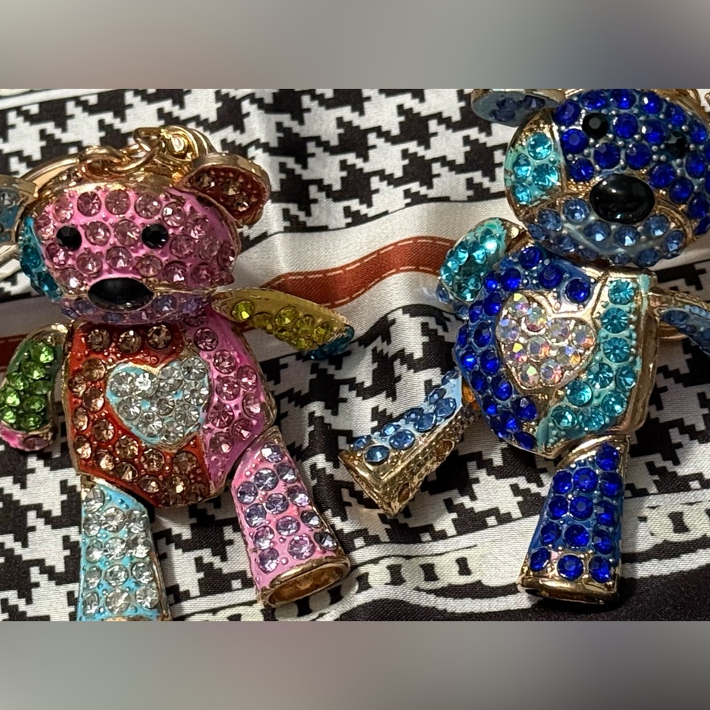 Colorful Crystal Bear Keychain NWT - Picture 5 of 5